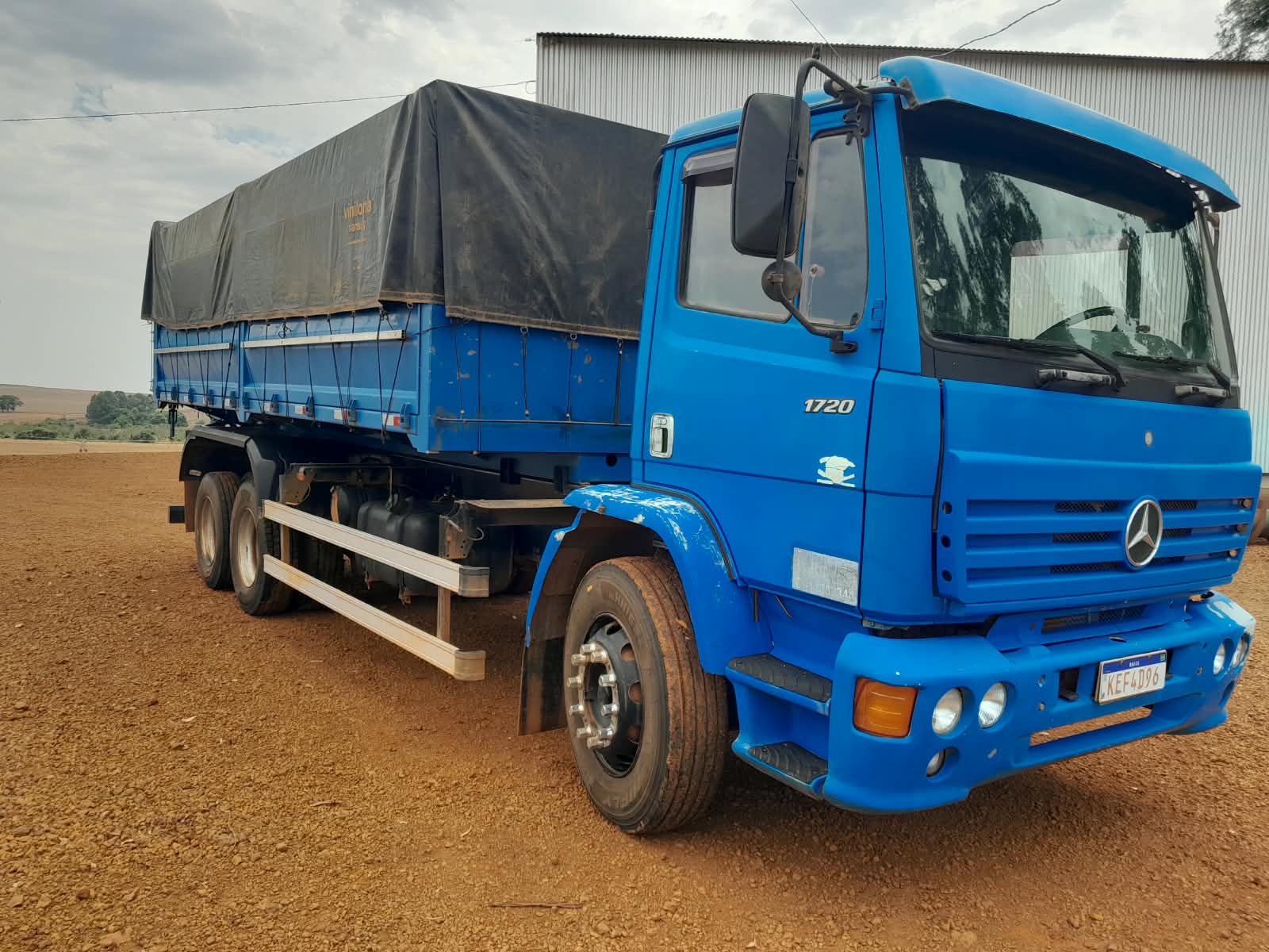 Mercedes-Benz 1720 2001/2001, foto 5 de 12