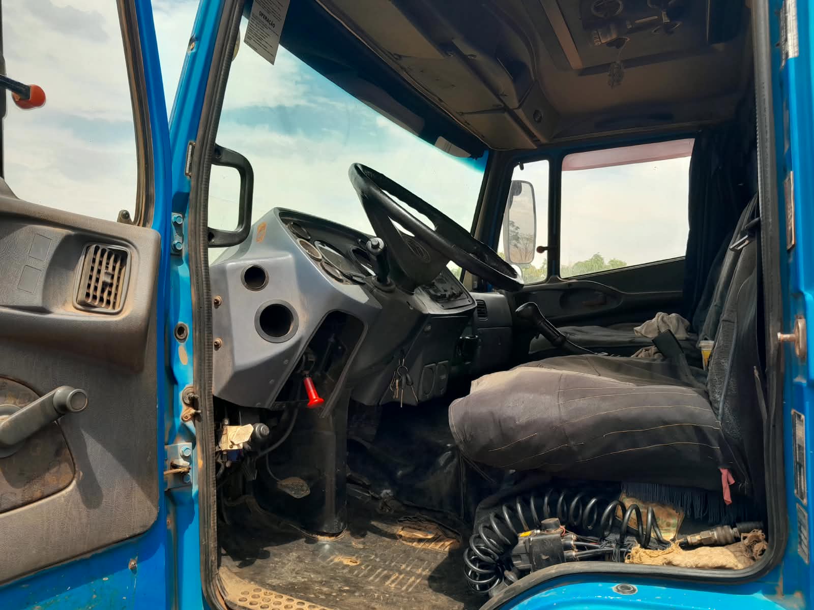 Mercedes-Benz 1720 2001/2001, foto 6 de 12