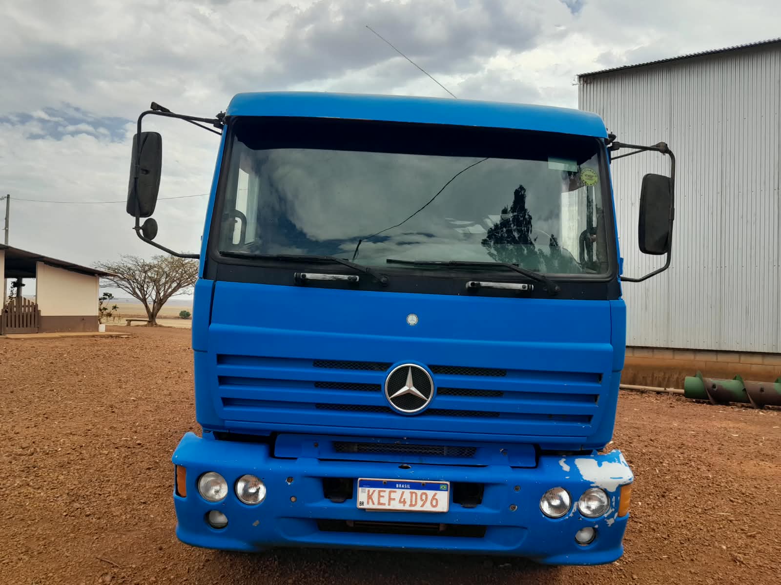 Mercedes-Benz 1720 2001/2001, foto 4 de 12