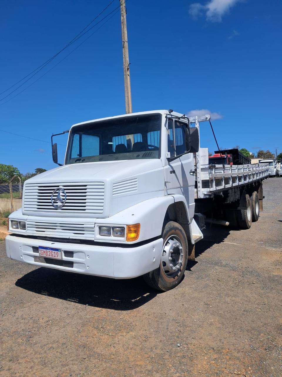 Mercedes-Benz 1618 1992/1992, foto 1 de 8